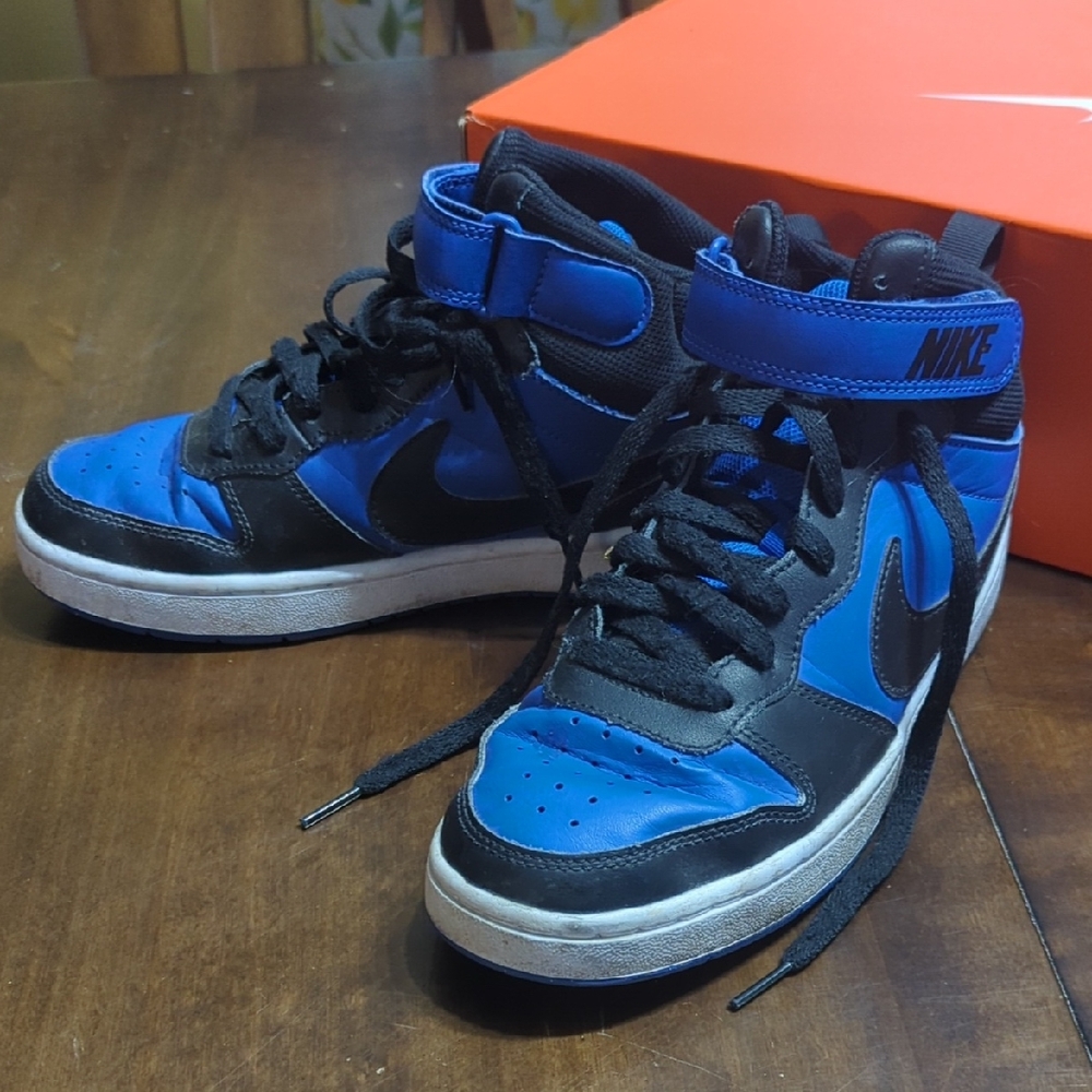 Nike Kids High-Top Sneakers - Black and Blue